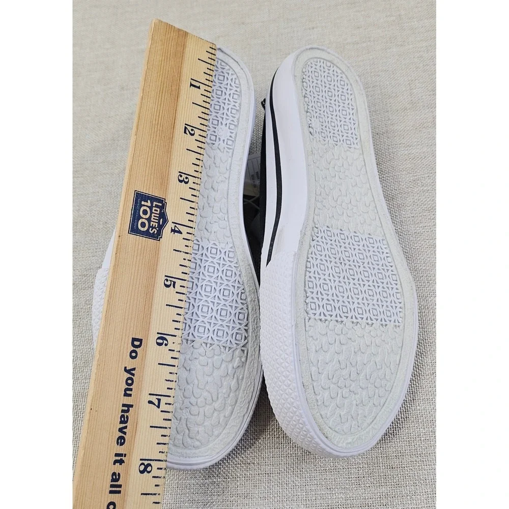 Circo Kids Black & White Canvas‎ Low Top Sneakers Unisex Kids Size 13